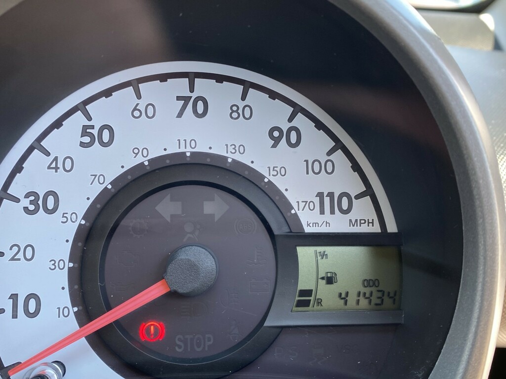 Peugeot 107 1.0 Active Purple #12
