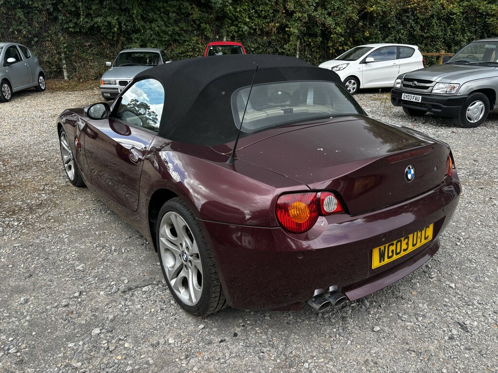 BMW Z4 Convertible 2.5 Z4 2.5I Se Roadster 2003 Red #4