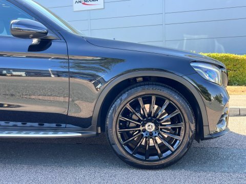 Mercedes-Benz GLC Class Glc 250 Amg Line Premium 4Matic Black #14