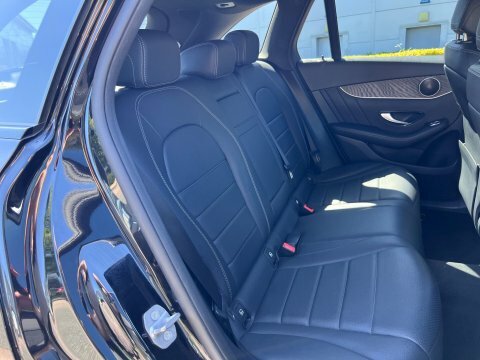 Mercedes-Benz GLC Class Glc 250 Amg Line Premium 4Matic Black #38