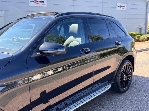 Mercedes-Benz GLC Class Glc 250 Amg Line Premium 4Matic Black #66