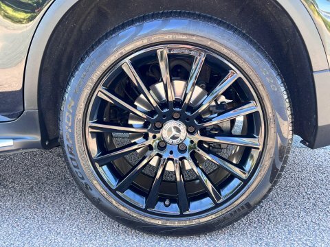 Mercedes-Benz GLC Class Glc 250 Amg Line Premium 4Matic Black #51
