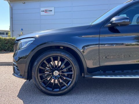 Mercedes-Benz GLC Class Glc 250 Amg Line Premium 4Matic Black #11
