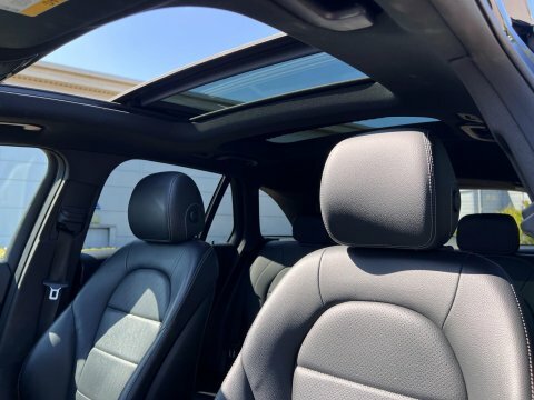 Mercedes-Benz GLC Class Glc 250 Amg Line Premium 4Matic Black #31