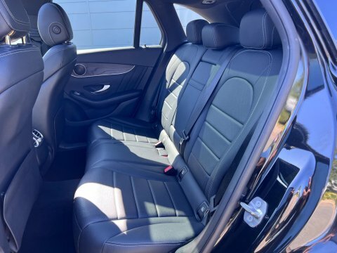 Mercedes-Benz GLC Class Glc 250 Amg Line Premium 4Matic Black #33