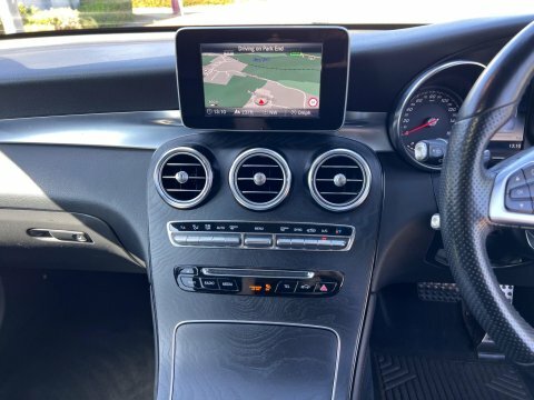 Mercedes-Benz GLC Class Glc 250 Amg Line Premium 4Matic Black #82