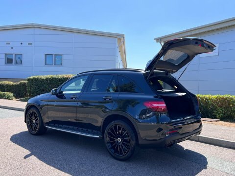 Mercedes-Benz GLC Class Glc 250 Amg Line Premium 4Matic Black #41