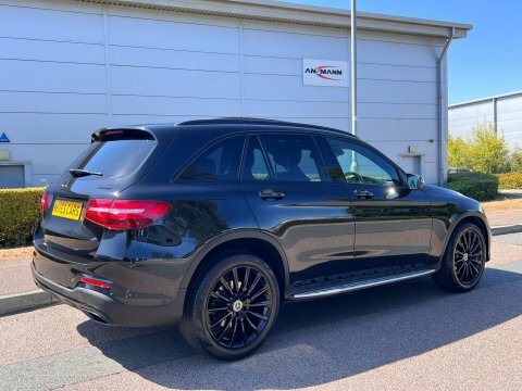 Mercedes-Benz GLC Class Glc 250 Amg Line Premium 4Matic Black #93