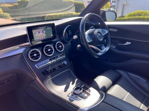 Mercedes-Benz GLC Class Glc 250 Amg Line Premium 4Matic Black #29