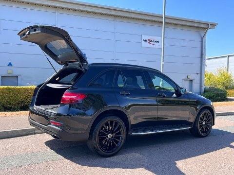 Mercedes-Benz GLC Class Glc 250 Amg Line Premium 4Matic Black #42