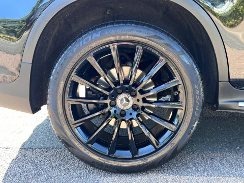 Mercedes-Benz GLC Class Glc 250 Amg Line Premium 4Matic Black #52
