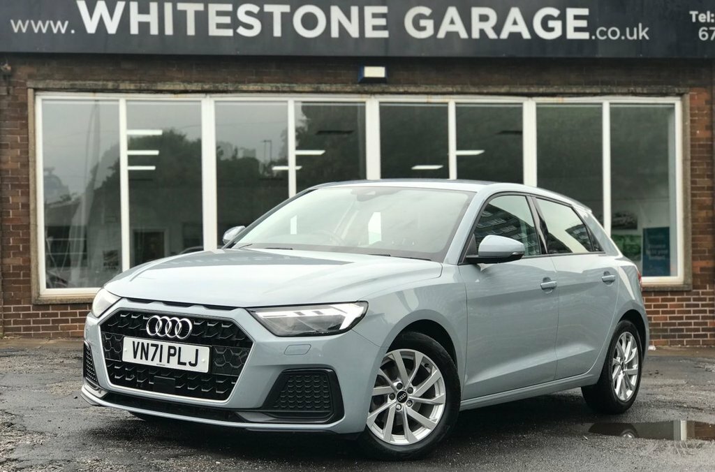 Audi A1 1L Sport VN71PLJ Grey #4