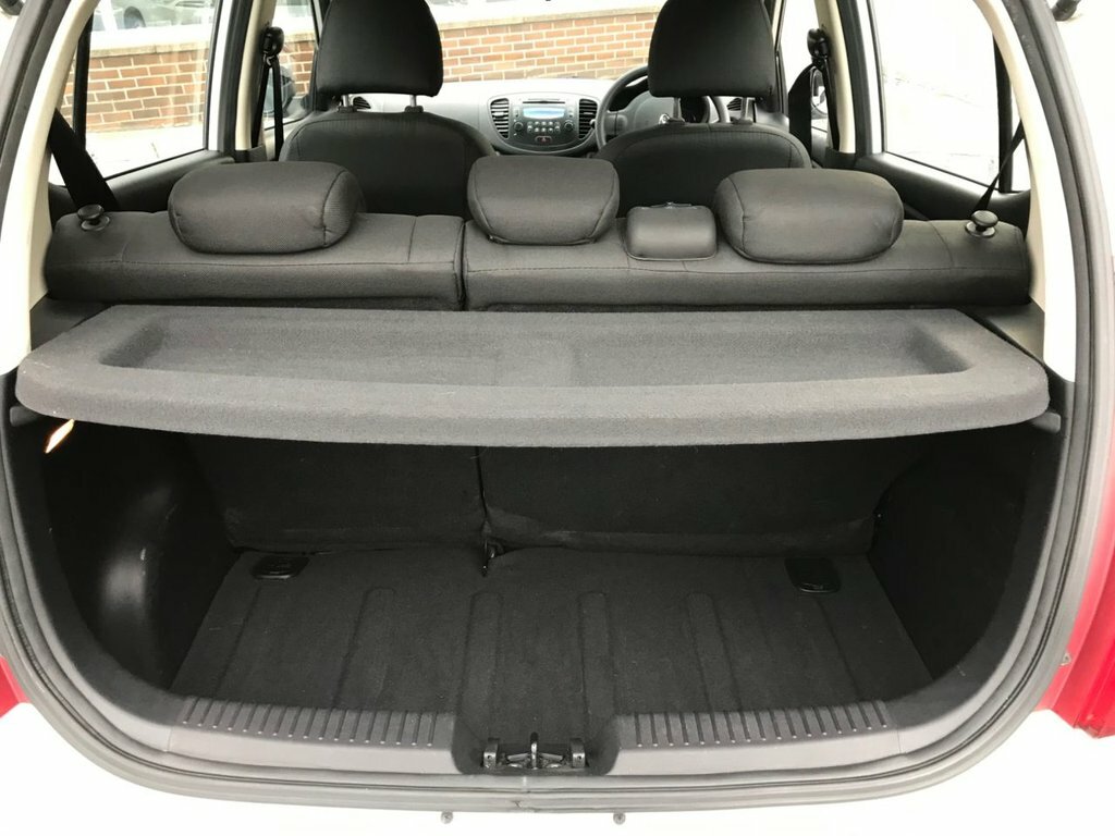 Hyundai I10 Active White #11
