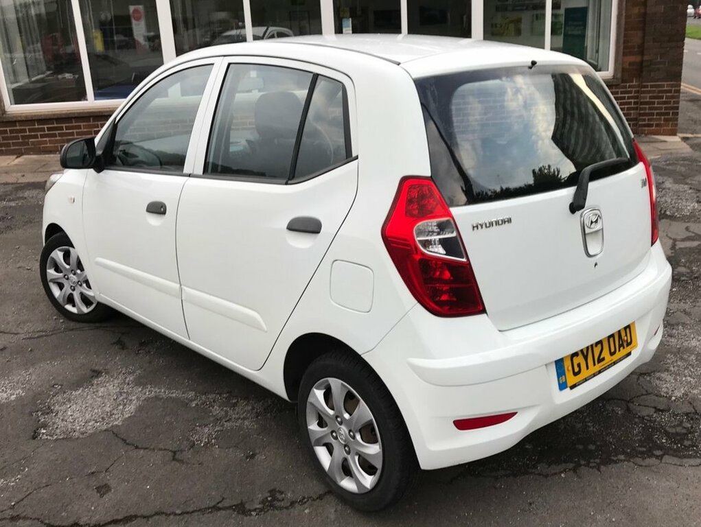 Hyundai I10 Active White #22