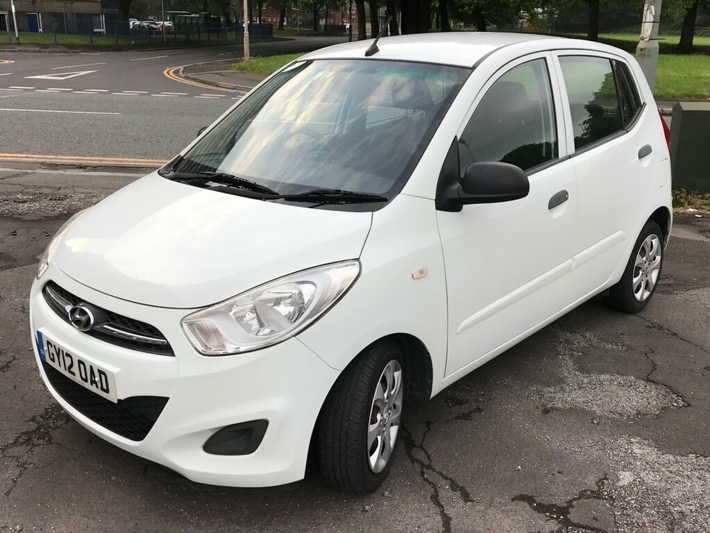 Hyundai I10 Active White #19