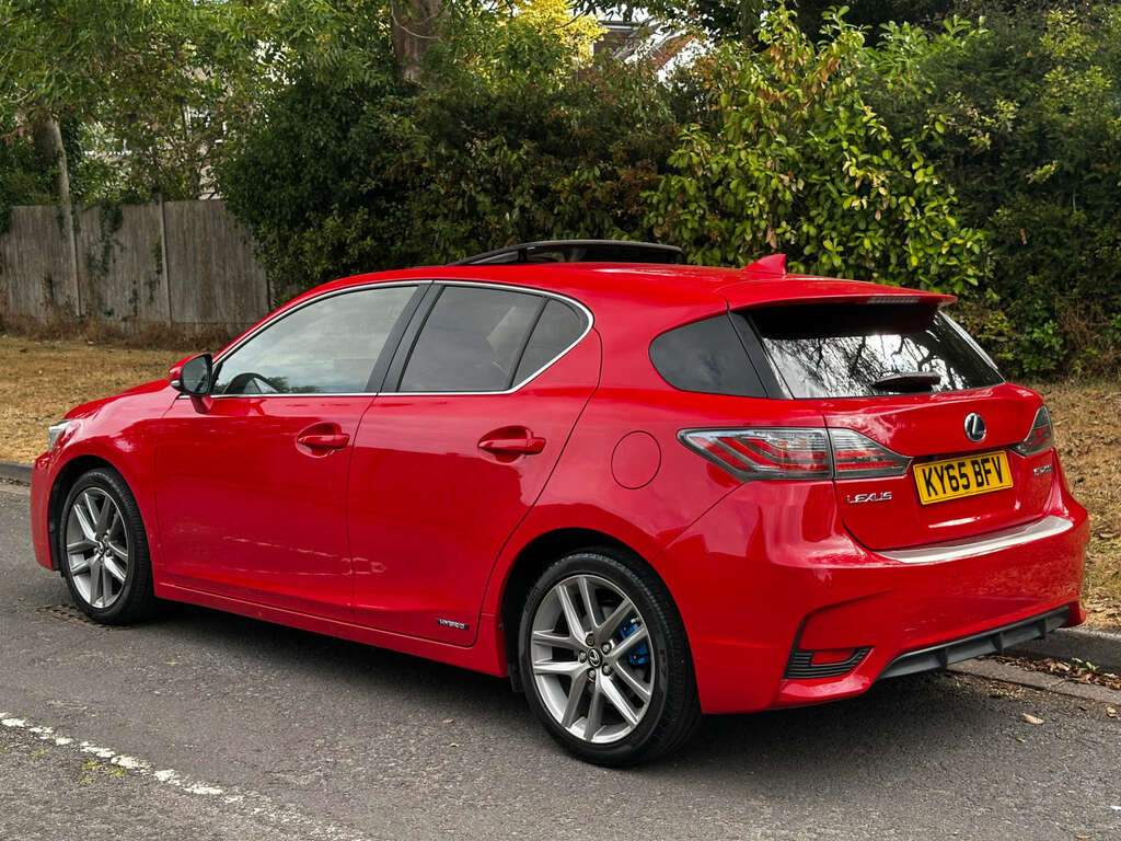 Lexus CT Hatchback 1.8 Ct 200H Advance Cvt 2015 Red #5