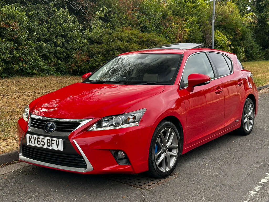 Lexus CT Hatchback 1.8 Ct 200H Advance Cvt 2015 Red #3
