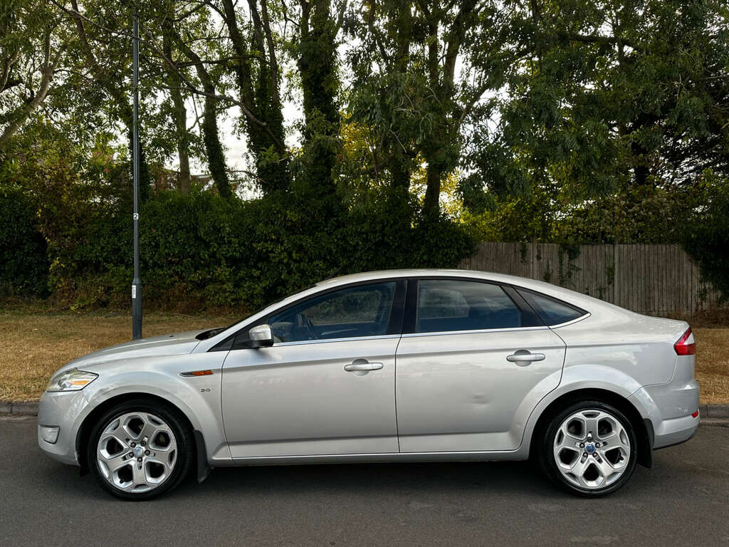 Ford Mondeo Hatchback 2.0 Mondeo Titanium X Tdci 201 Silver #4