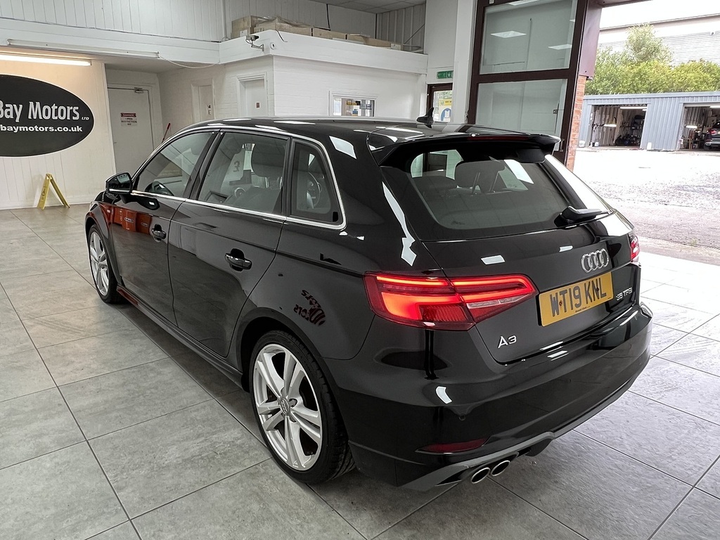 Audi A3 Tfsi Cod S Line WT19KNL Black #5