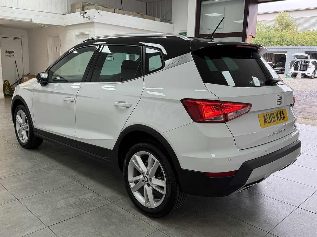 Seat Arona Tsi Fr White #5