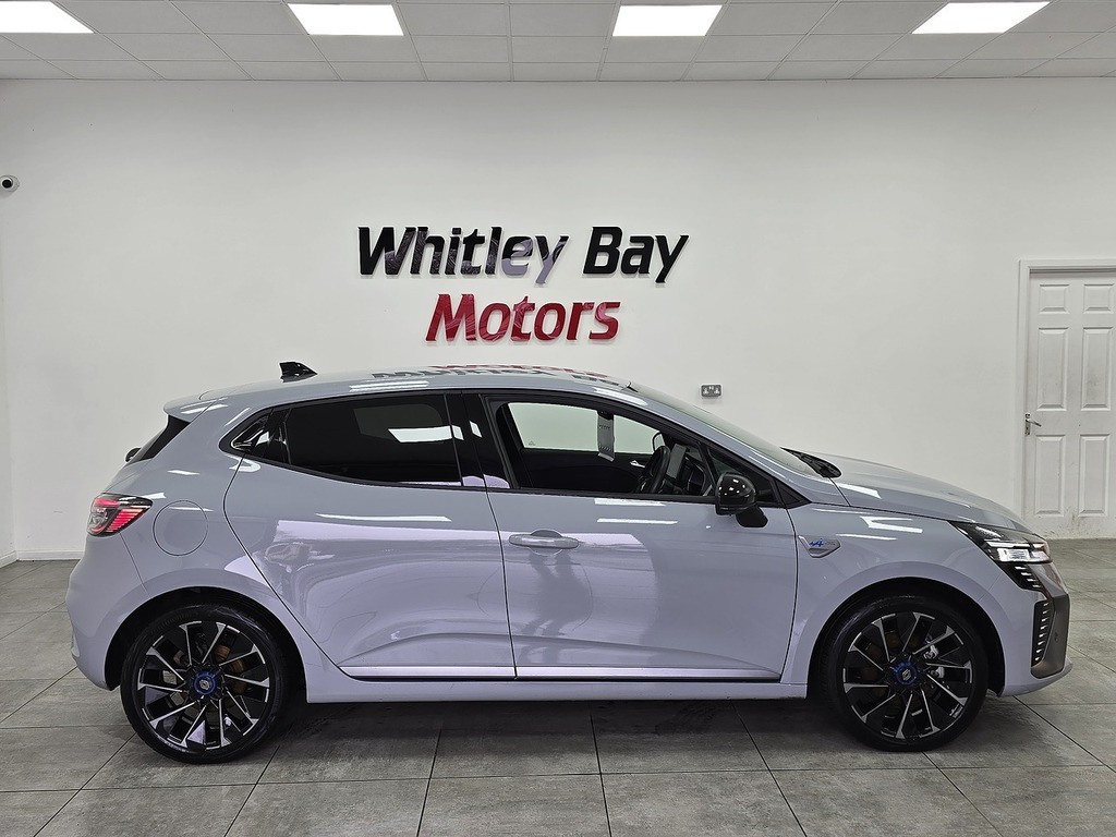 Renault Clio E-tech Esprit Alpine Grey #2