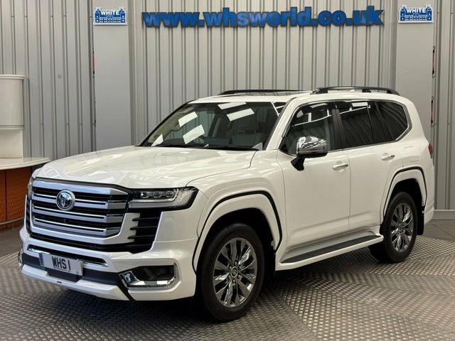 Toyota Land Cruiser 2026 3.3 Tdv6 Zx Lwb White #3