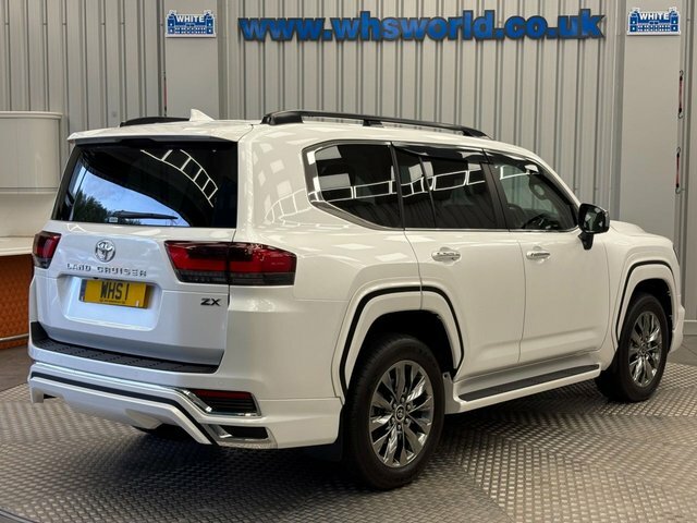 Toyota Land Cruiser 2026 3.3 Tdv6 Zx Lwb White #6