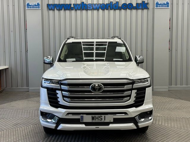 Toyota Land Cruiser 2026 3.3 Tdv6 Zx Lwb White #2