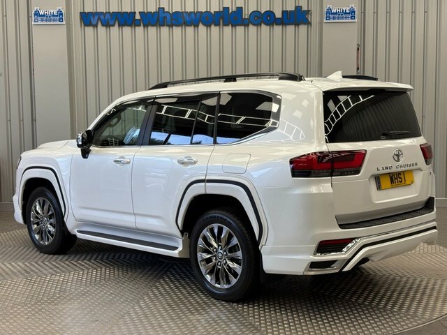 Toyota Land Cruiser 2026 3.3 Tdv6 Zx Lwb White #4