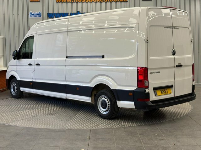 Volkswagen Crafter 2023 2.0 Tdi 140 Bhp Cr35 Startline Fwd Lwb High R White #4