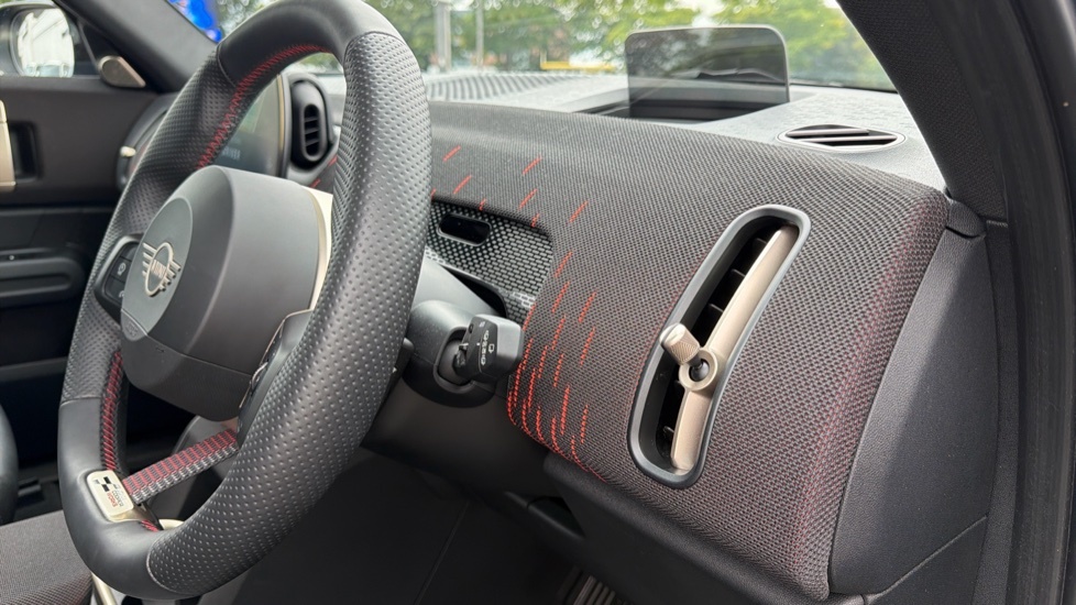 Mini Countryman E Exclusive Black #40