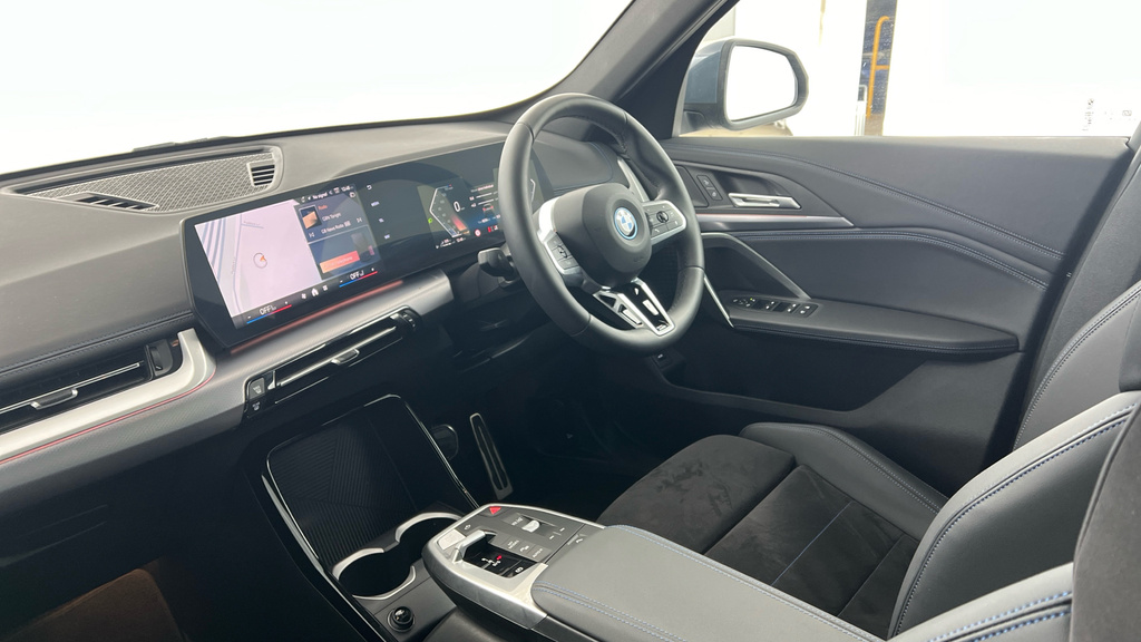 BMW X1 Xline Silver #7