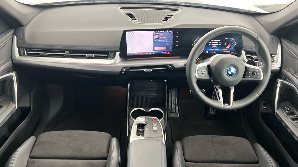 BMW X1 Xline Silver #4