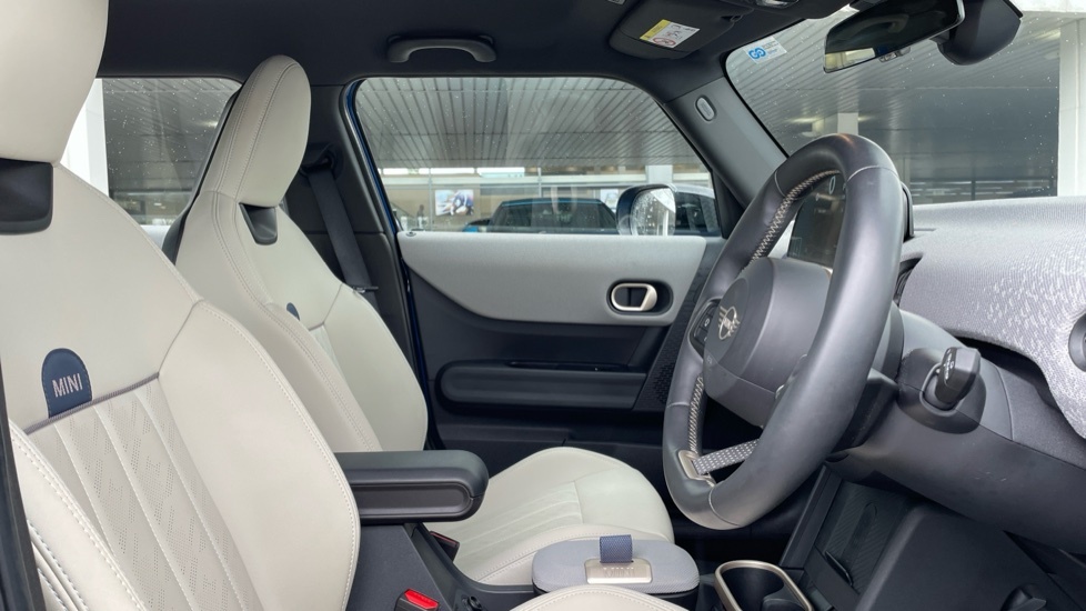 Mini Hatch 1.5 Cooper Classic Premium Blue #11