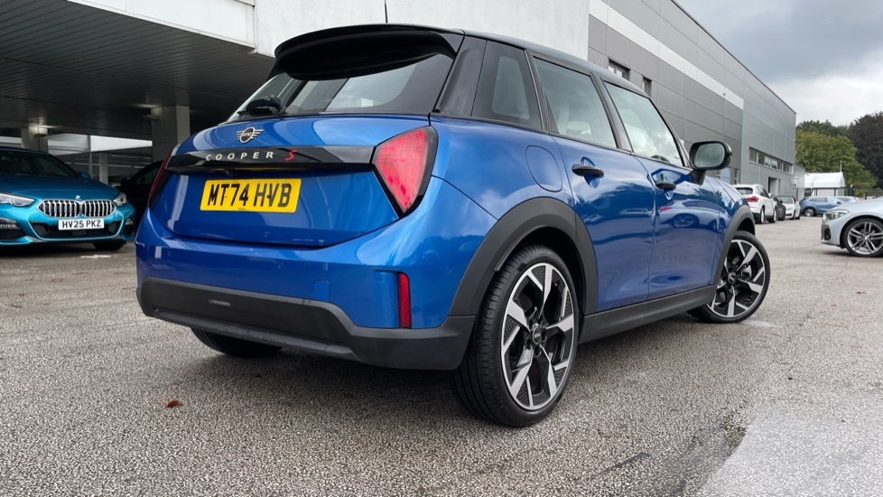 Mini Hatch 1.5 Cooper Classic Premium Blue #30