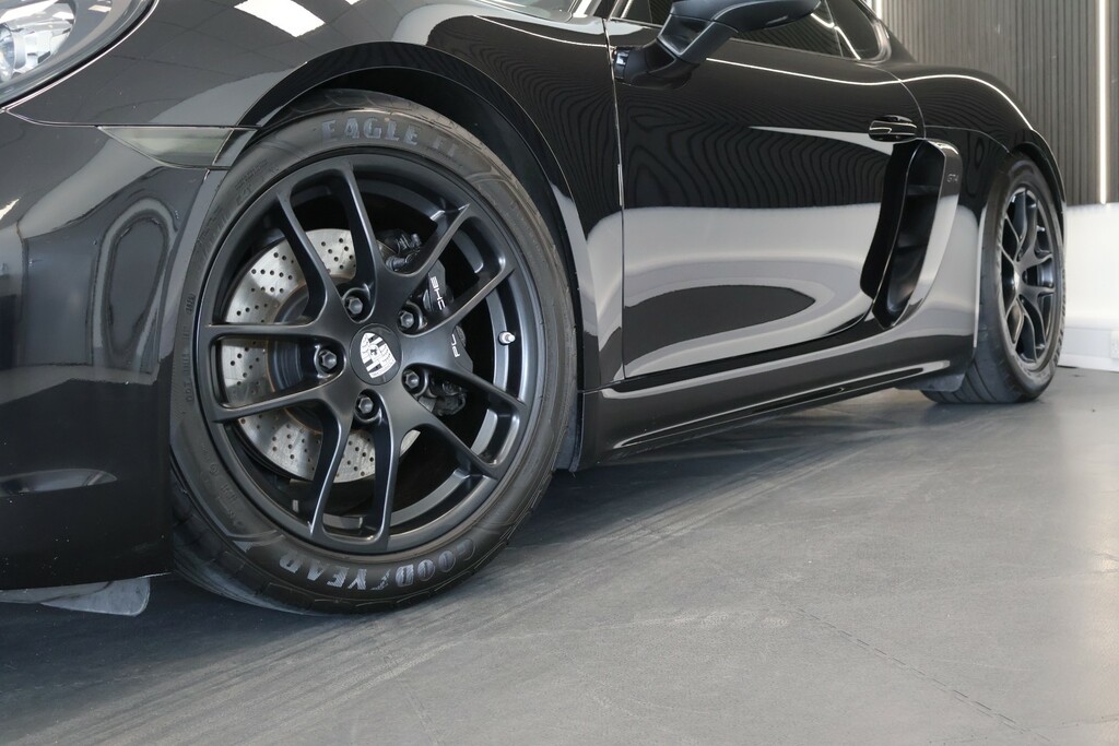 Porsche 718 Cayman Coupe 2.0 T 201767 Black #2