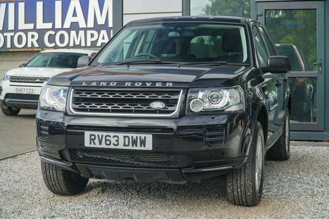Land Rover Freelander 2 2013 2.2 Td4 Black And White Suv Black #3