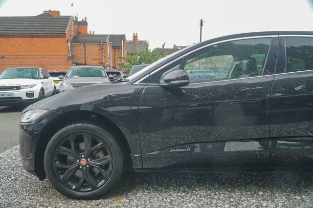 Jaguar I-Pace  Red #17