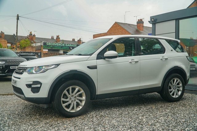 Land Rover Discovery Sport 2017 2.0 Td4 Se Tech Suv 4Wd Euro White #3