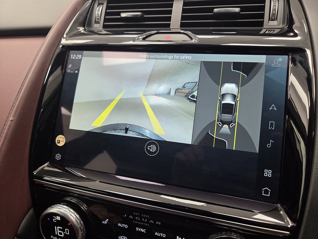 Jaguar E-Pace R-dynamic S Grey #37