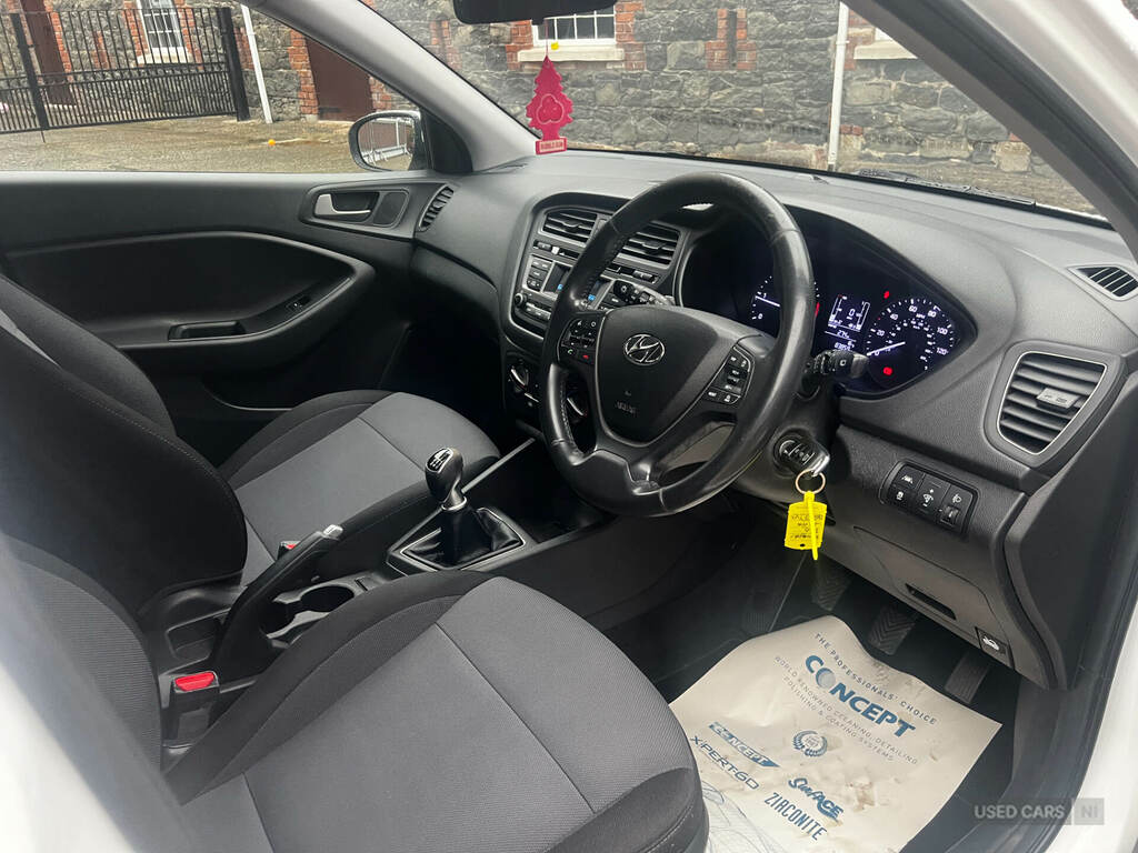 Hyundai I20 1.4 Crdi Se BG67TYC White #4
