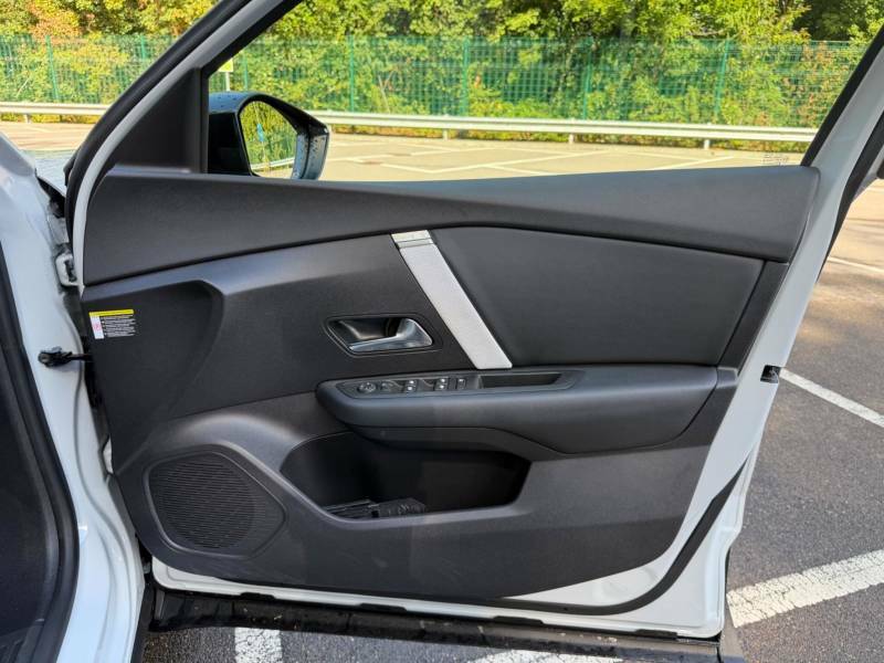 Citroen e-C4 Max E-dcs6 White #25
