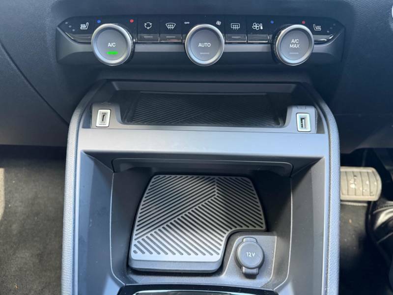 Citroen e-C4 Max E-dcs6 White #53