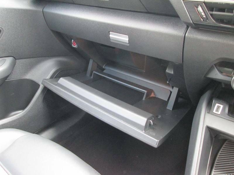 Citroen C4 Puretech Sense Plus Black #40