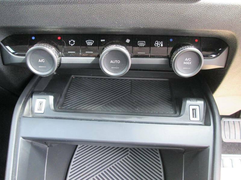 Citroen C4 Puretech Sense Plus Black #28