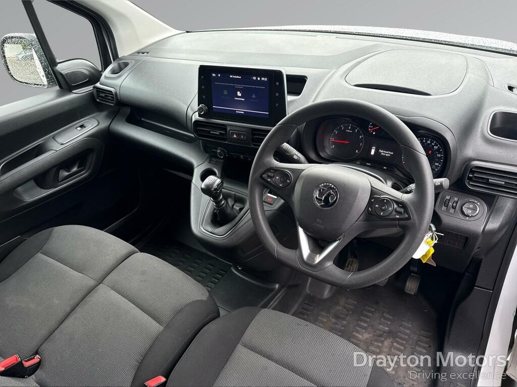 Vauxhall Combo 1.5 Turbo D 2300 Pro Panel Van L YL23BHE White #2