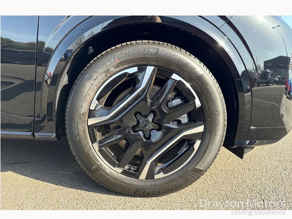 Peugeot 3008 3008 157Kw Gt 73Kwh Estate Black #6