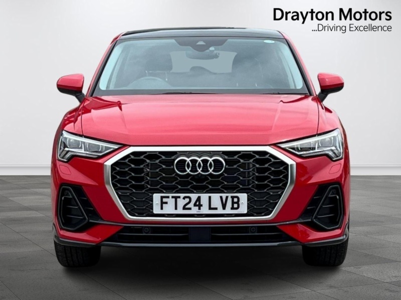 Audi Q3 1.5 Tfsi Cod 35 Sport Sportback S Troni Red #3
