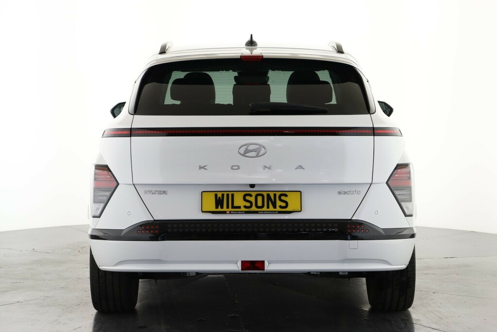 Hyundai Kona 160Kw Ultimate 65Kwh White