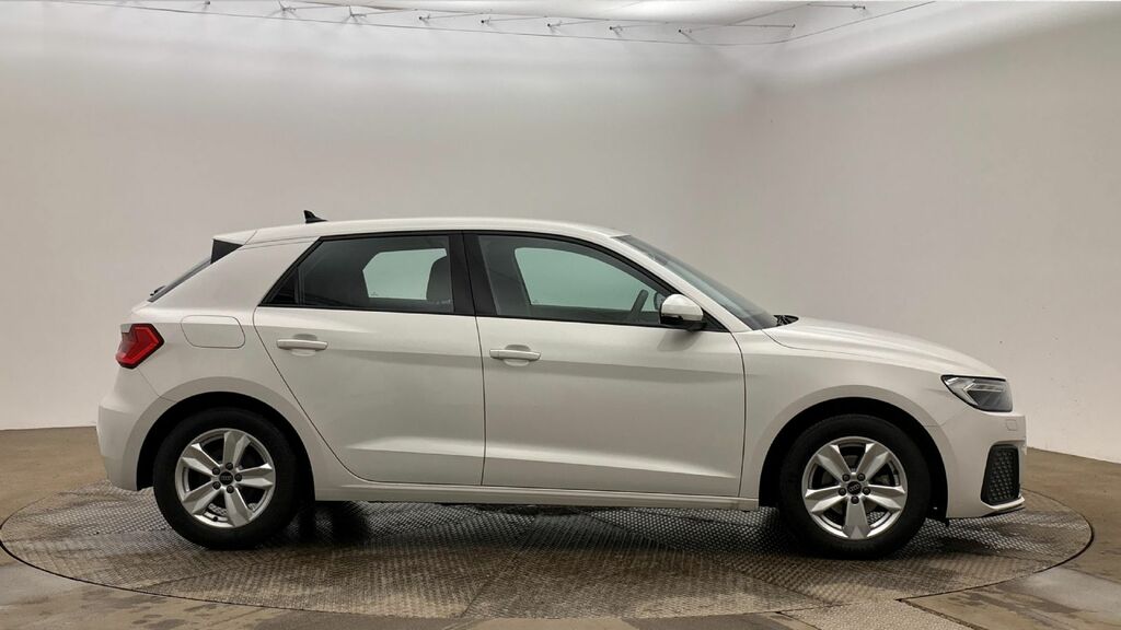 Audi A1 Hatchback RF23EKR White #5